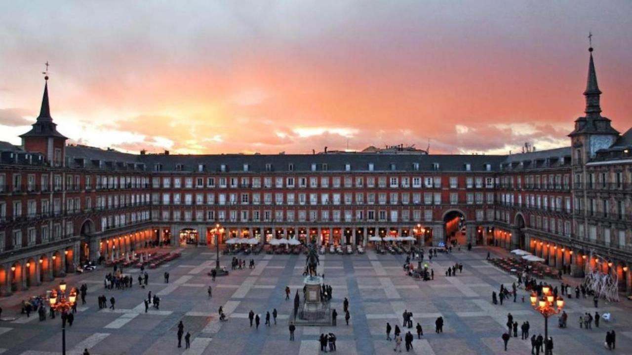 Alfonso XIII Leilighet Madrid Eksteriør bilde